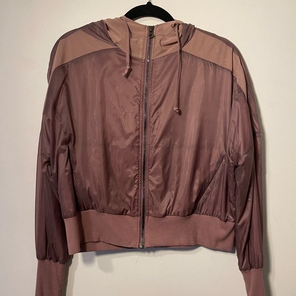 Alo Yoga Running Jacket Double Layer Size Small in Raisin - Picture 4 of 16
